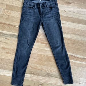 FRAME le skinny Jeanne ankle zip jean